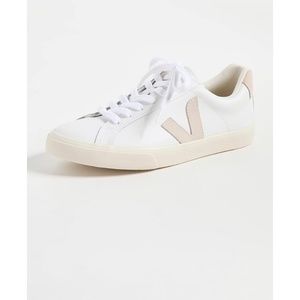 Veja Women Esplar Low Sneakers